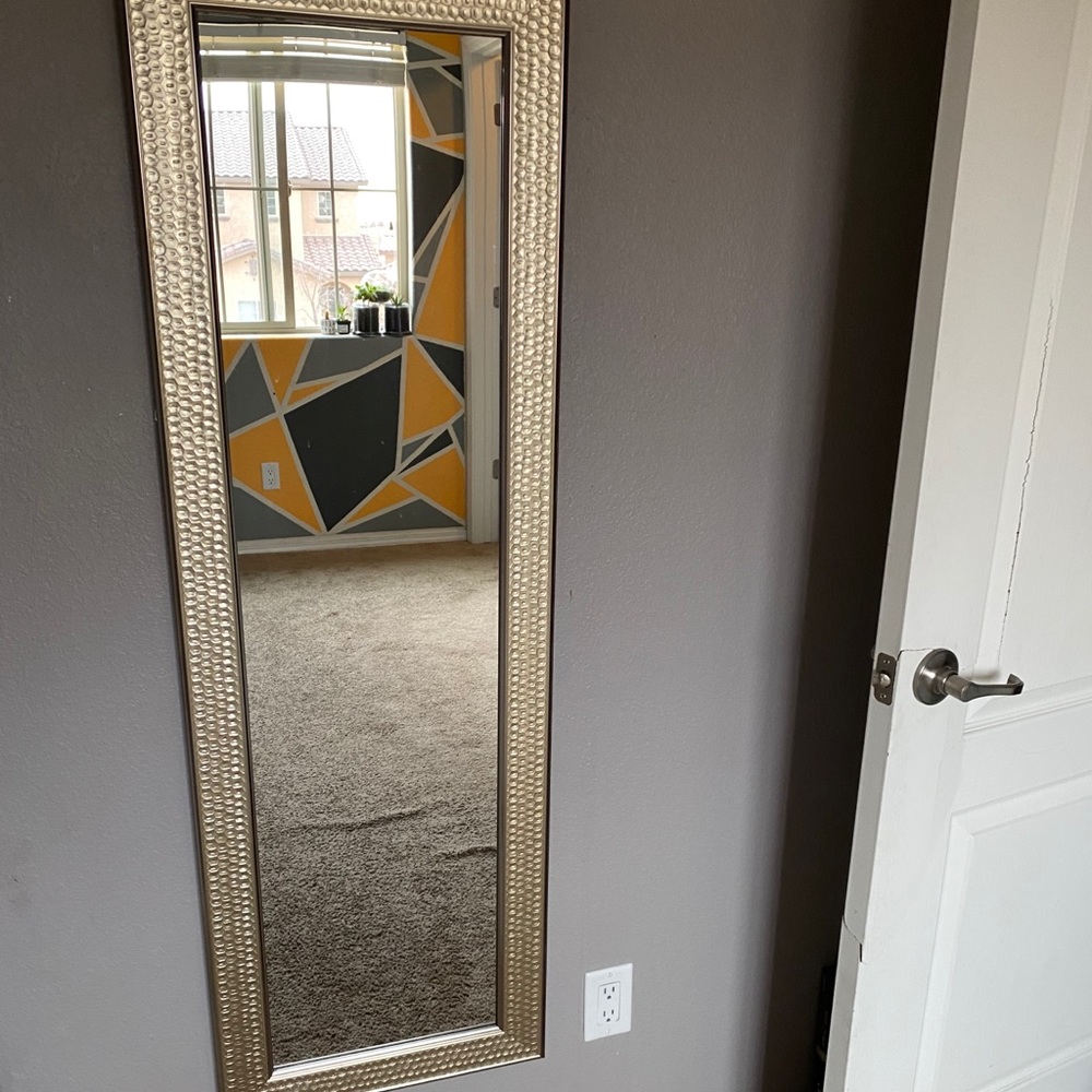 Body Mirror/ wall mirror